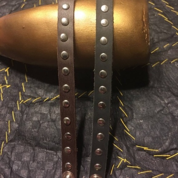 📿💥Leather Bracelets 🤠 1 Brown and 1 Black - Picture 7 of 7